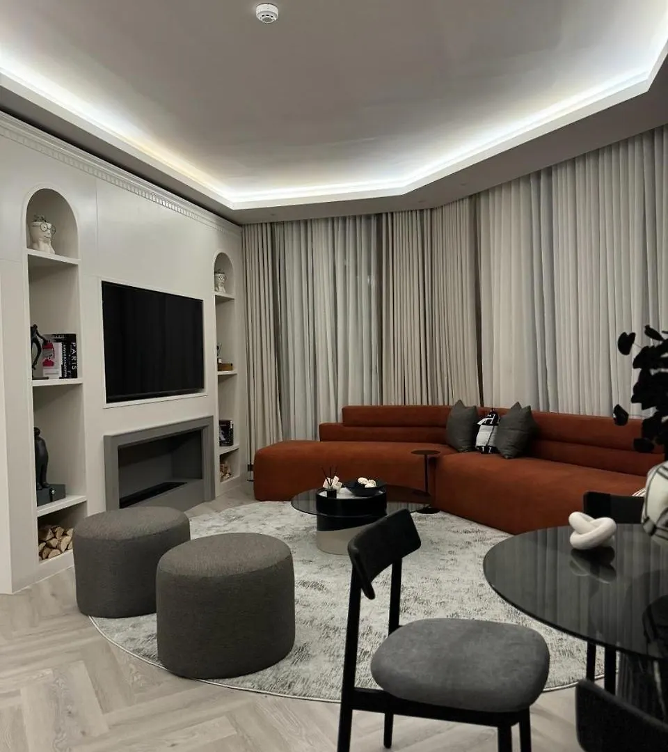 Art Apartment location